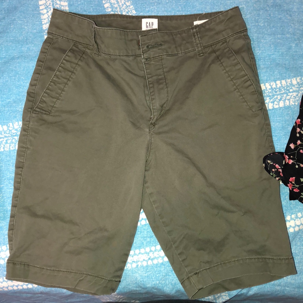 Brand Gap Size 00 Color Green